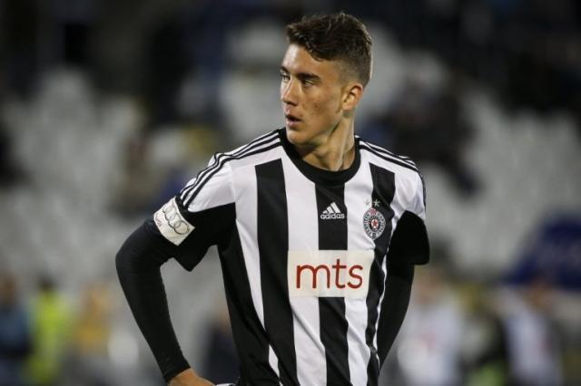 他们的中场 他们的中场