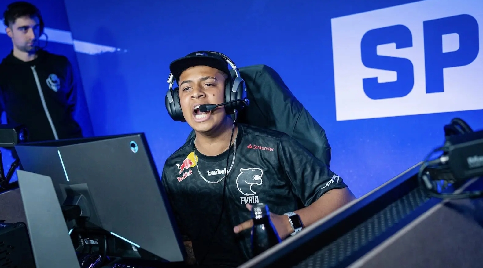 而是多年来 而是多年来