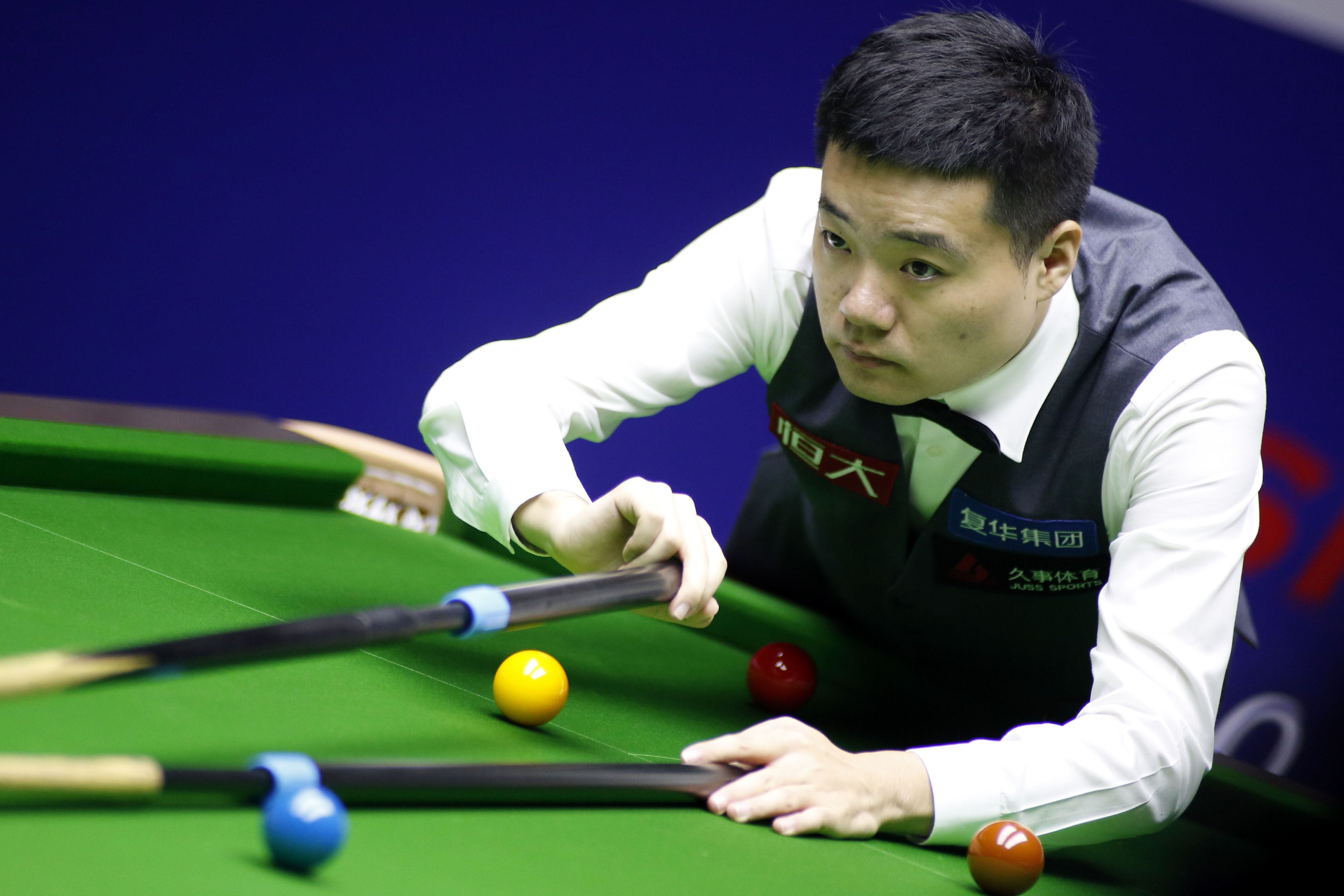 调整战术和 调整战术和