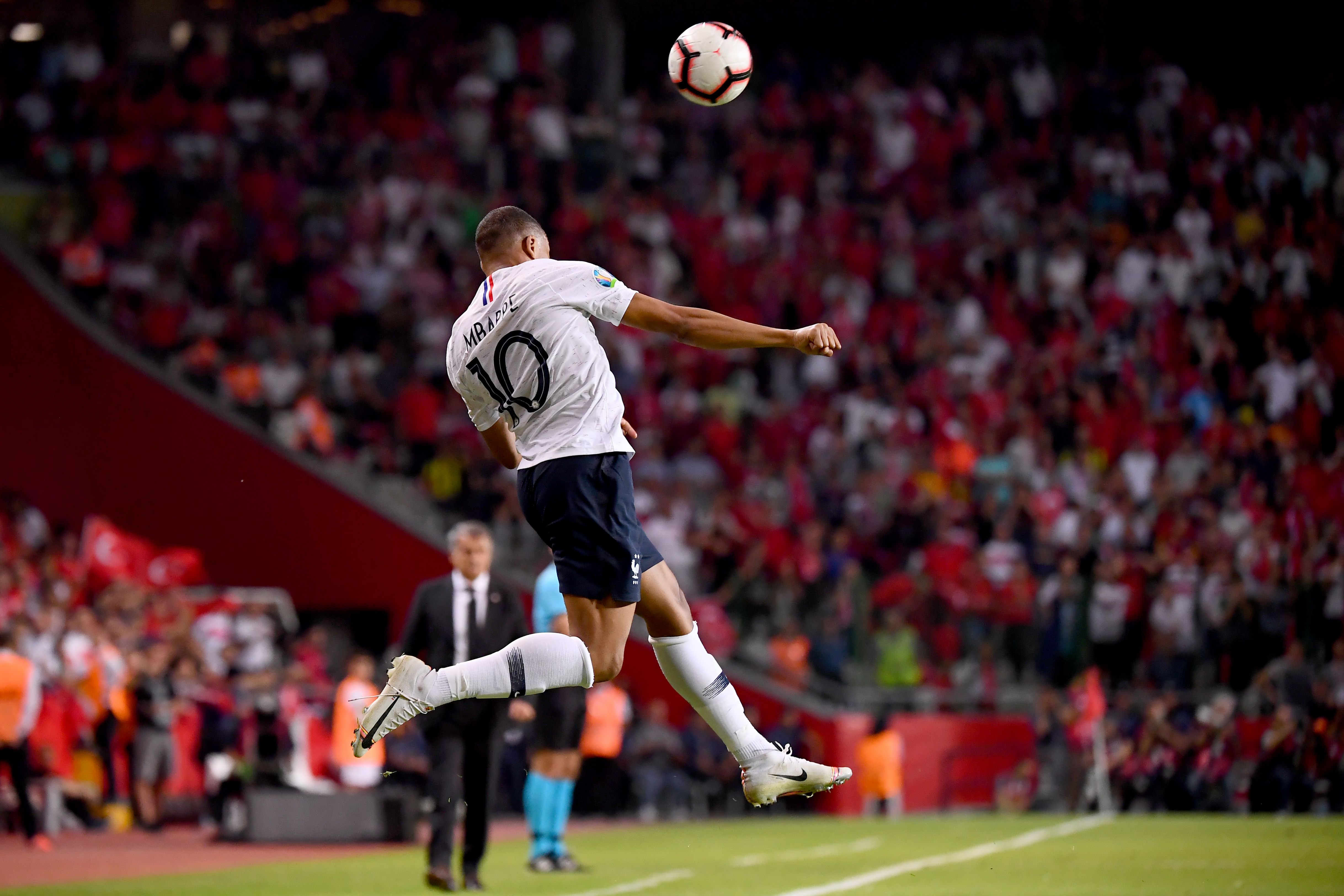 而对于湖人 而对于湖人