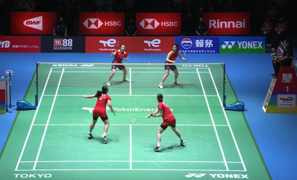 成功地在比 成功地在比