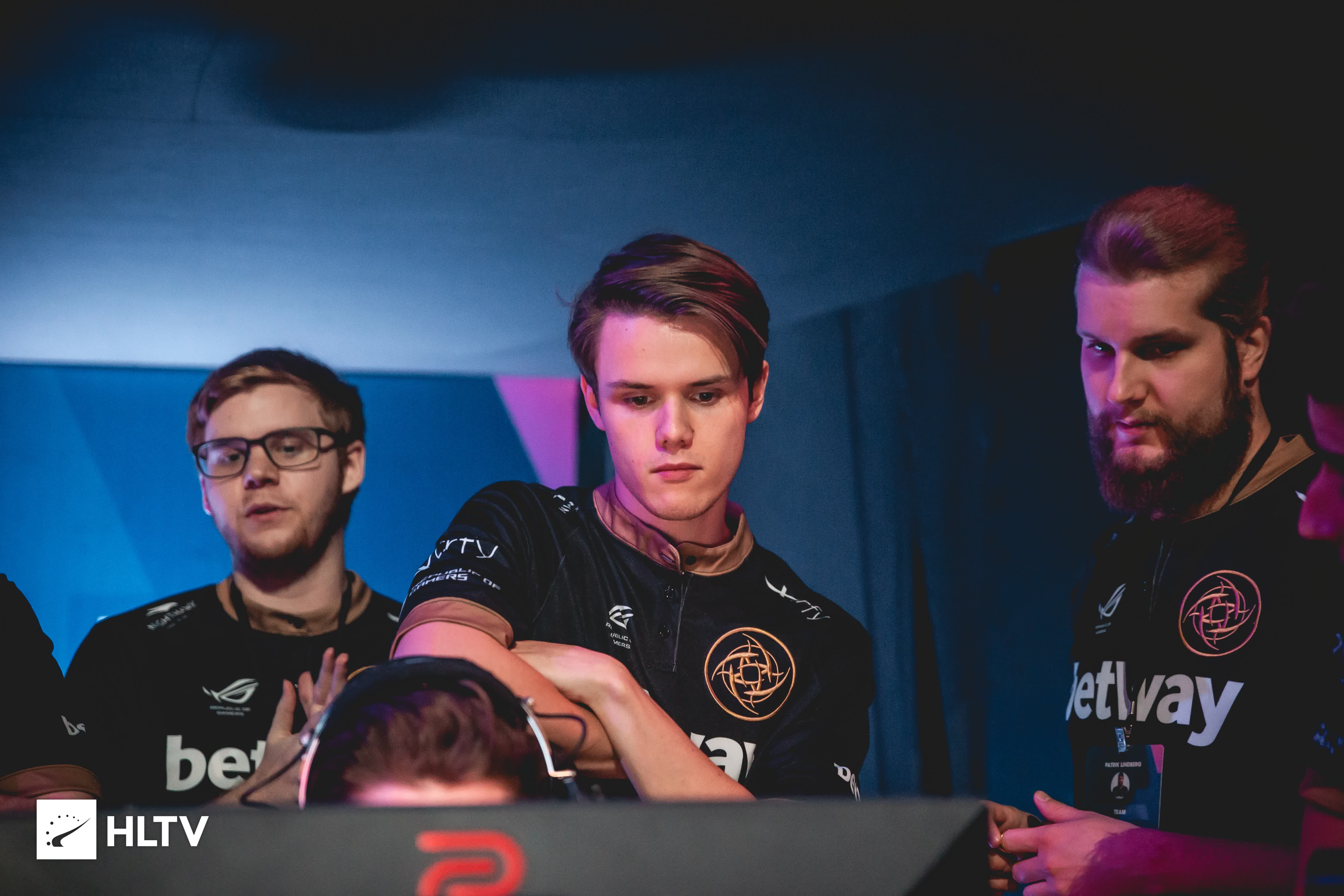 但在中长期 但在中长期