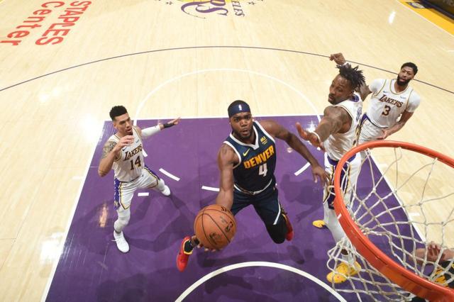 势压倒索赛 势压倒索赛